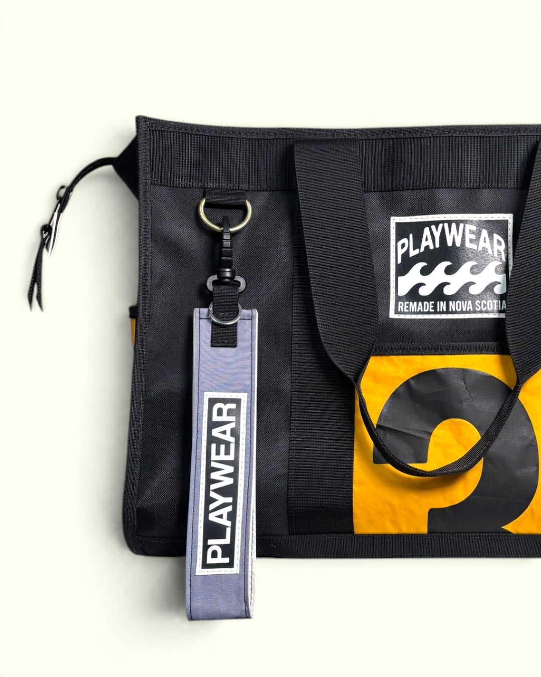 KEYCHAIN (BLACKEYE)
