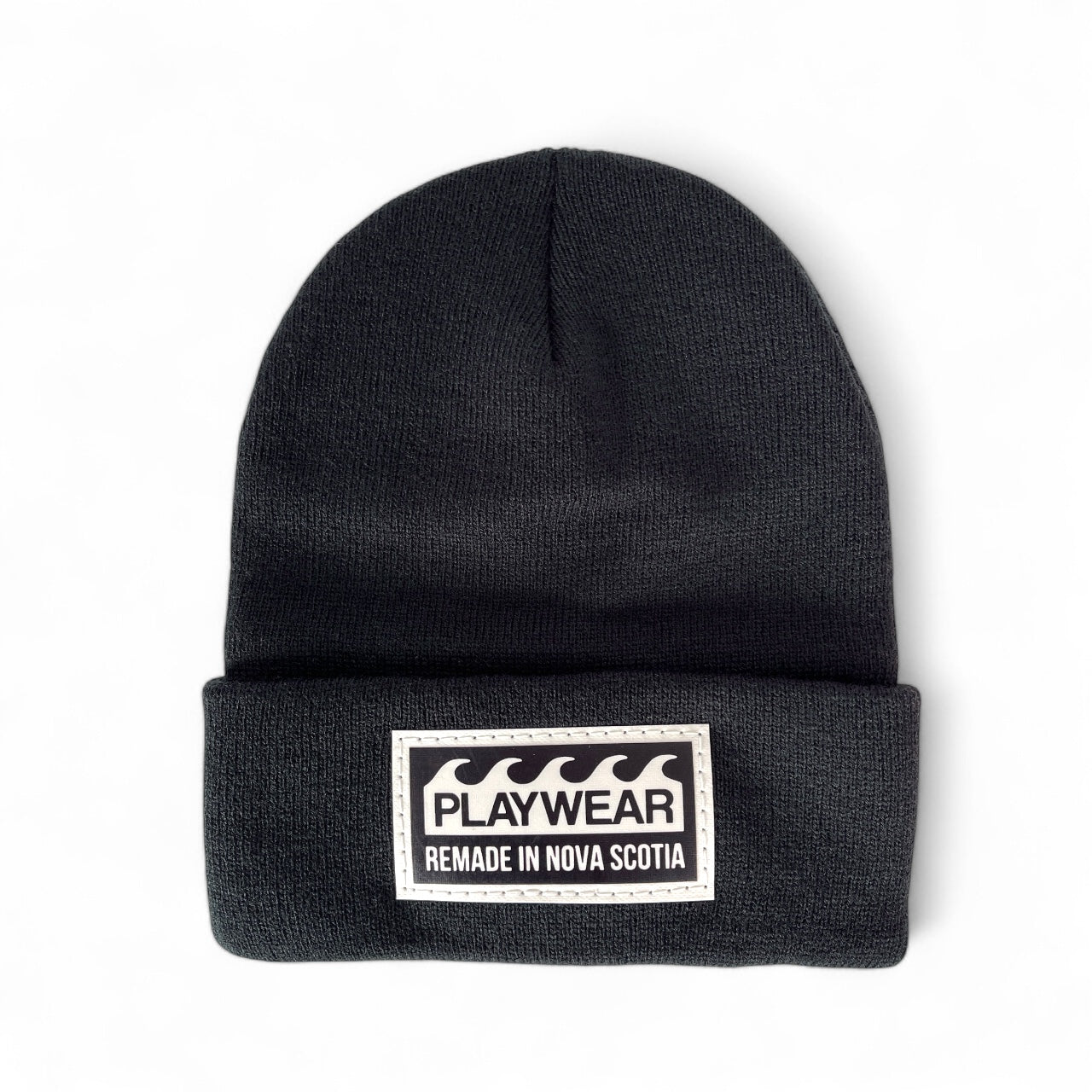 PLAYWEAR CUFFED TOQUE.