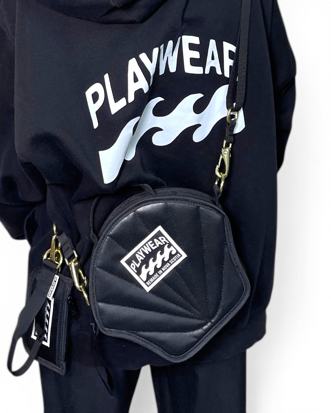 KEYCHAIN/CLUTCH GOLD