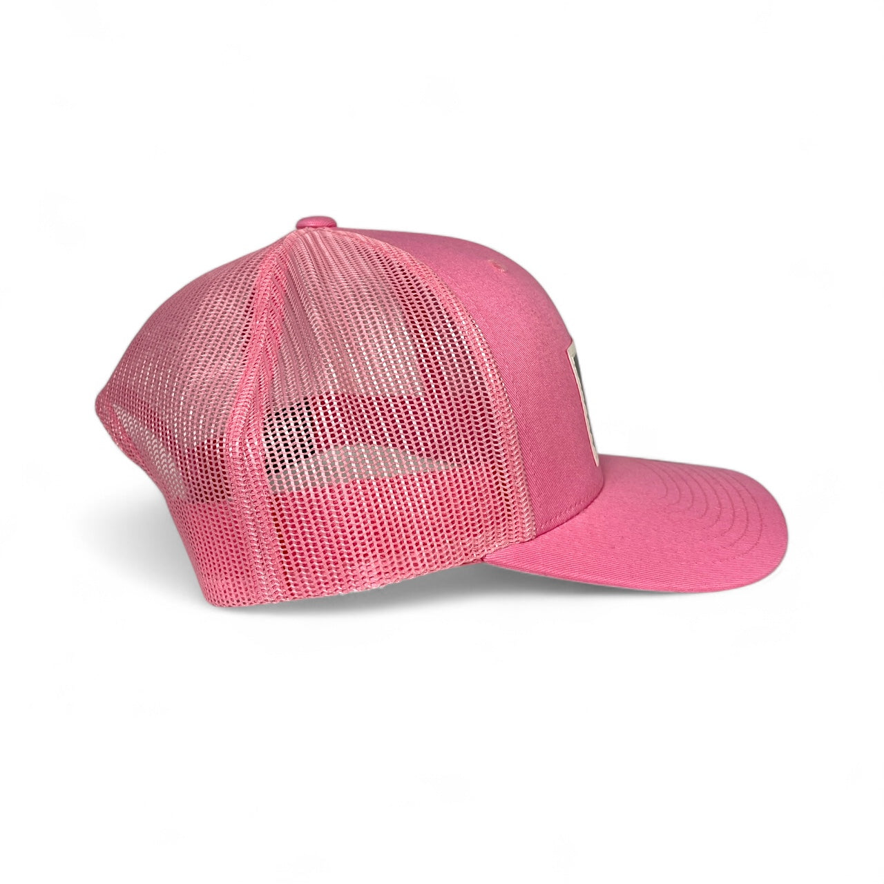 PLAYWEAR TRUCKER HAT.