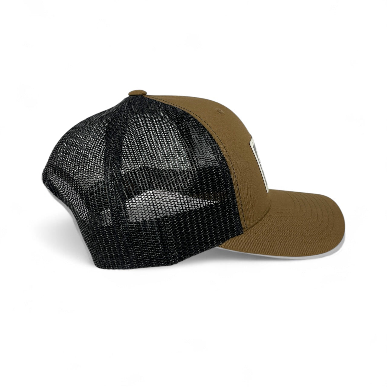 PLAYWEAR TRUCKER HAT.