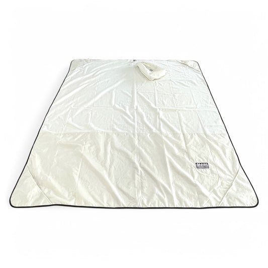 JETSETTER BEACH BLANKET