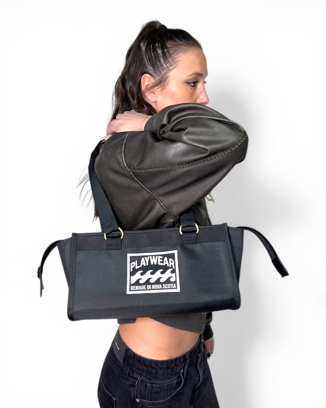 EAST/WEST HANDBAG GOLD