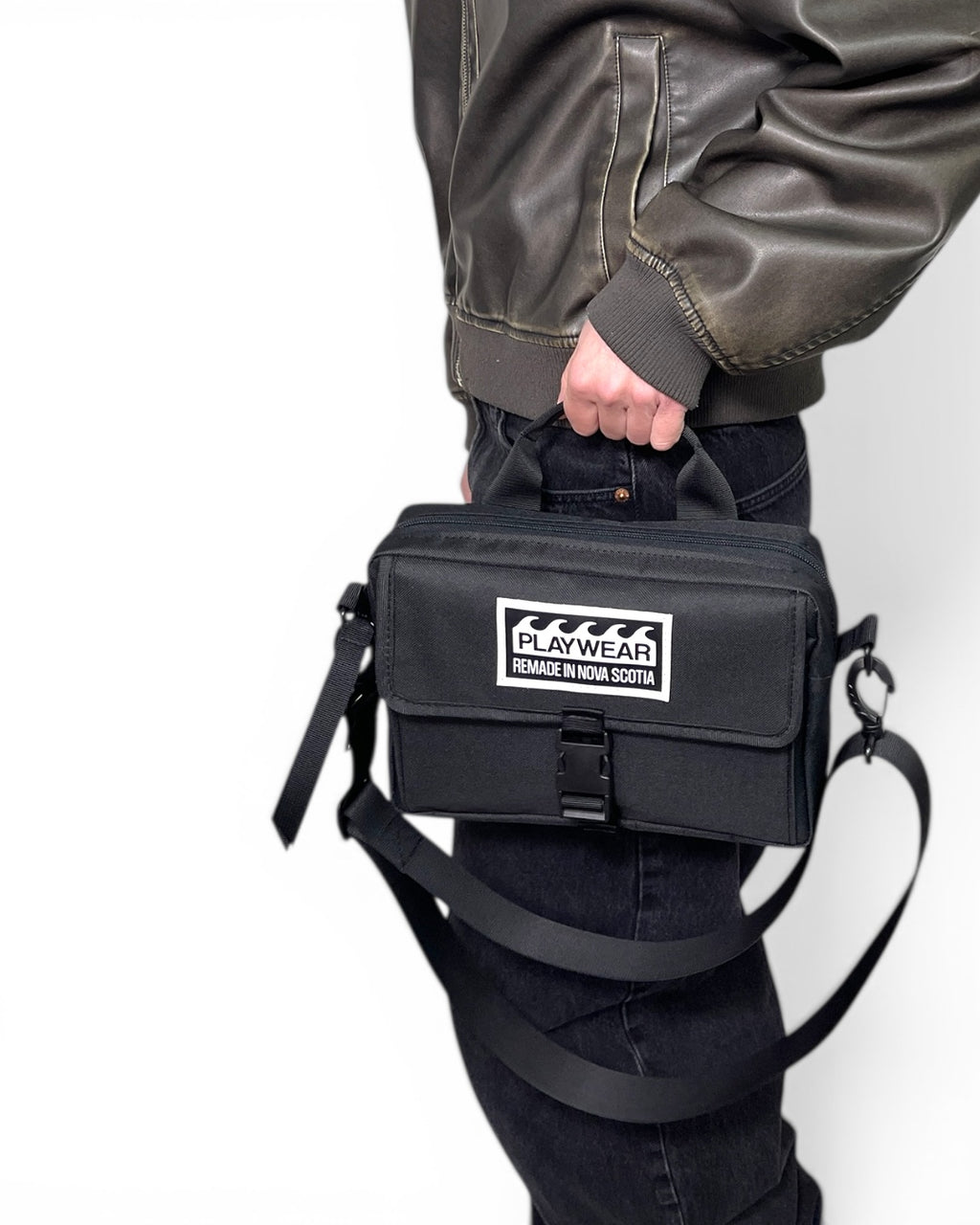 HALI MESSENGER CROSS-BODY