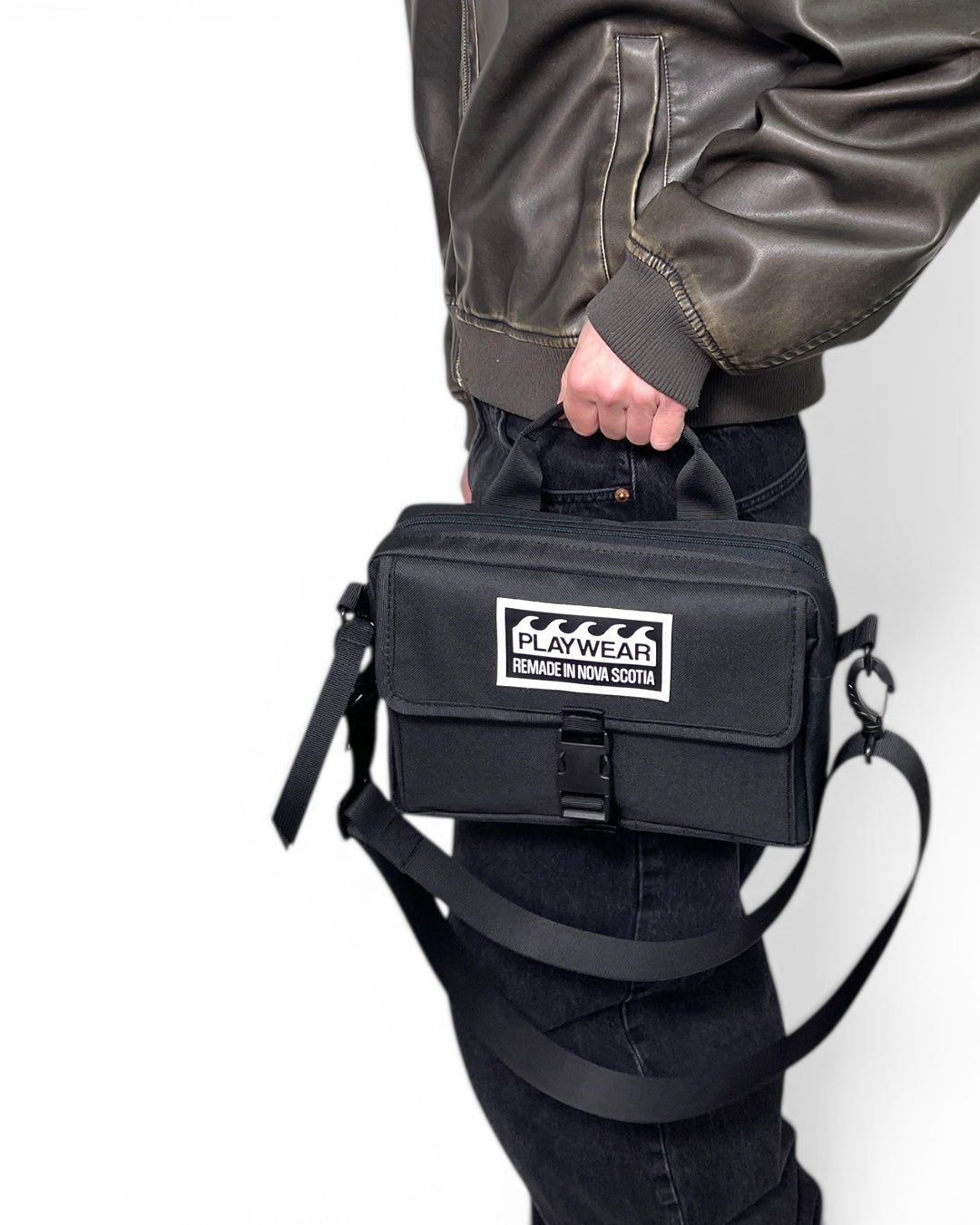 HALI MESSENGER CROSS-BODY