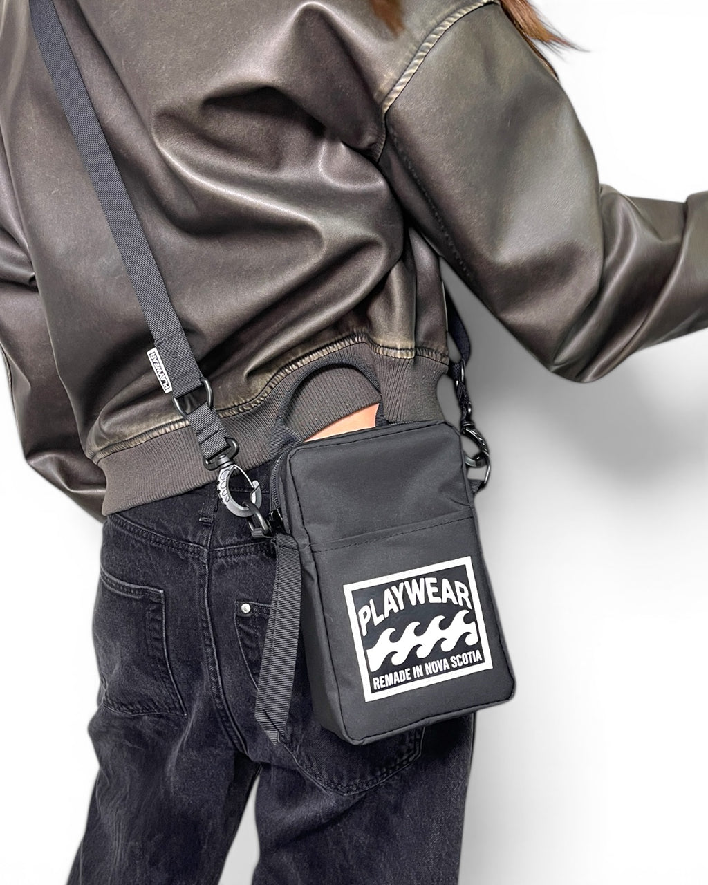 DARKSIDE DROP CROSS-BODY