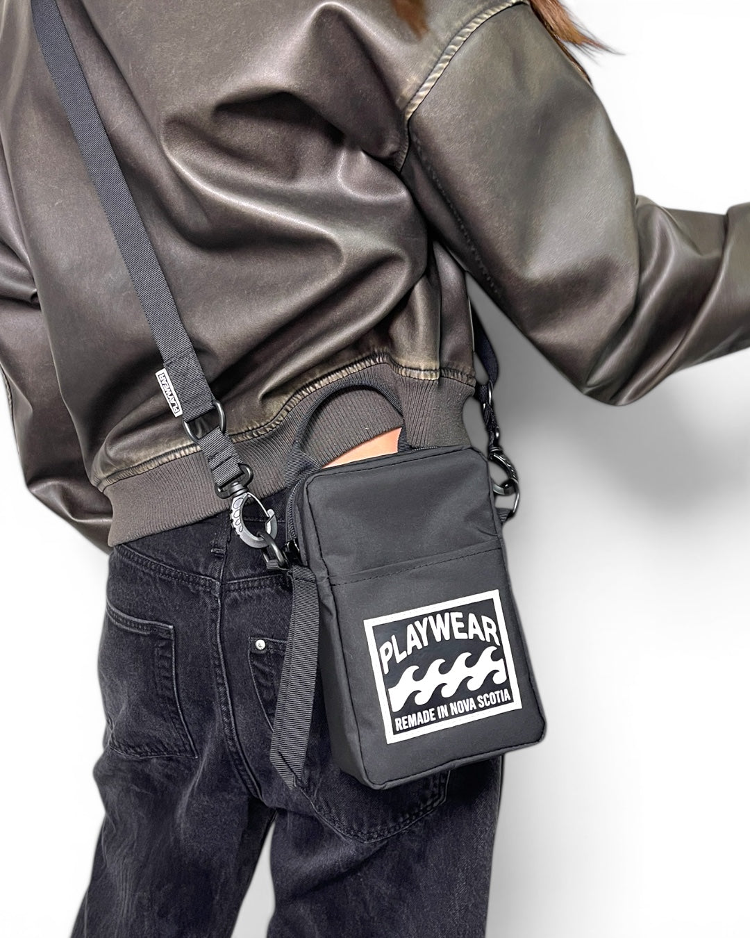 DARKSIDE DROP CROSS-BODY